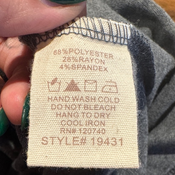 Mystree Hacci Pullover. - Picture 9 of 9